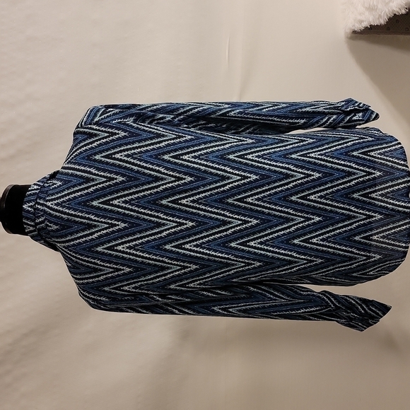 𝅺rue 21 long sleeve button front lightweight blouse size medium NWT - Picture 5 of 12